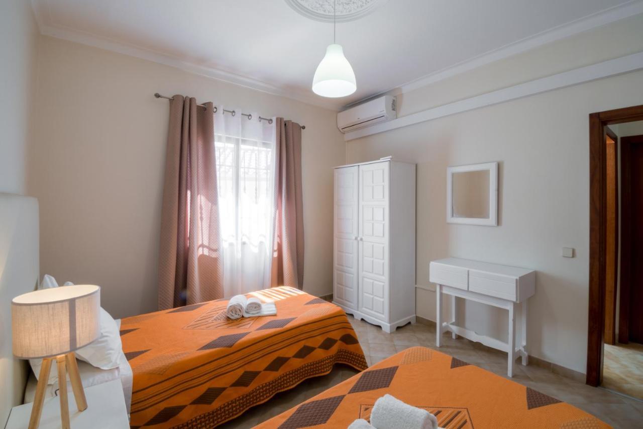 Apartamentos Pinto Quarteira Exteriér fotografie