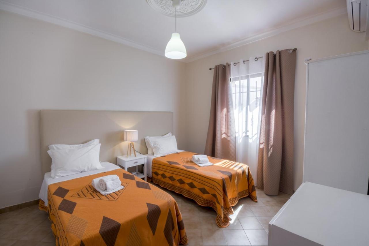 Apartamentos Pinto Quarteira Exteriér fotografie